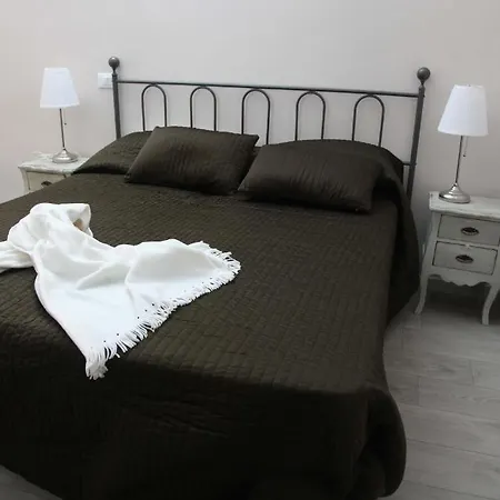 Sweet Colosseum Bed & Breakfast 2*