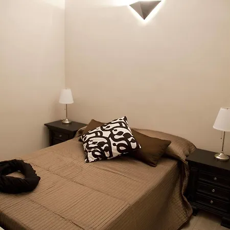 Sweet Colosseum Bed & Breakfast Rome